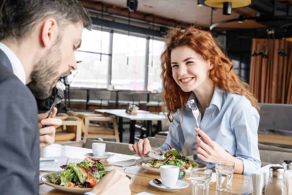 Cut lunch calories at restaurants eating out with friends